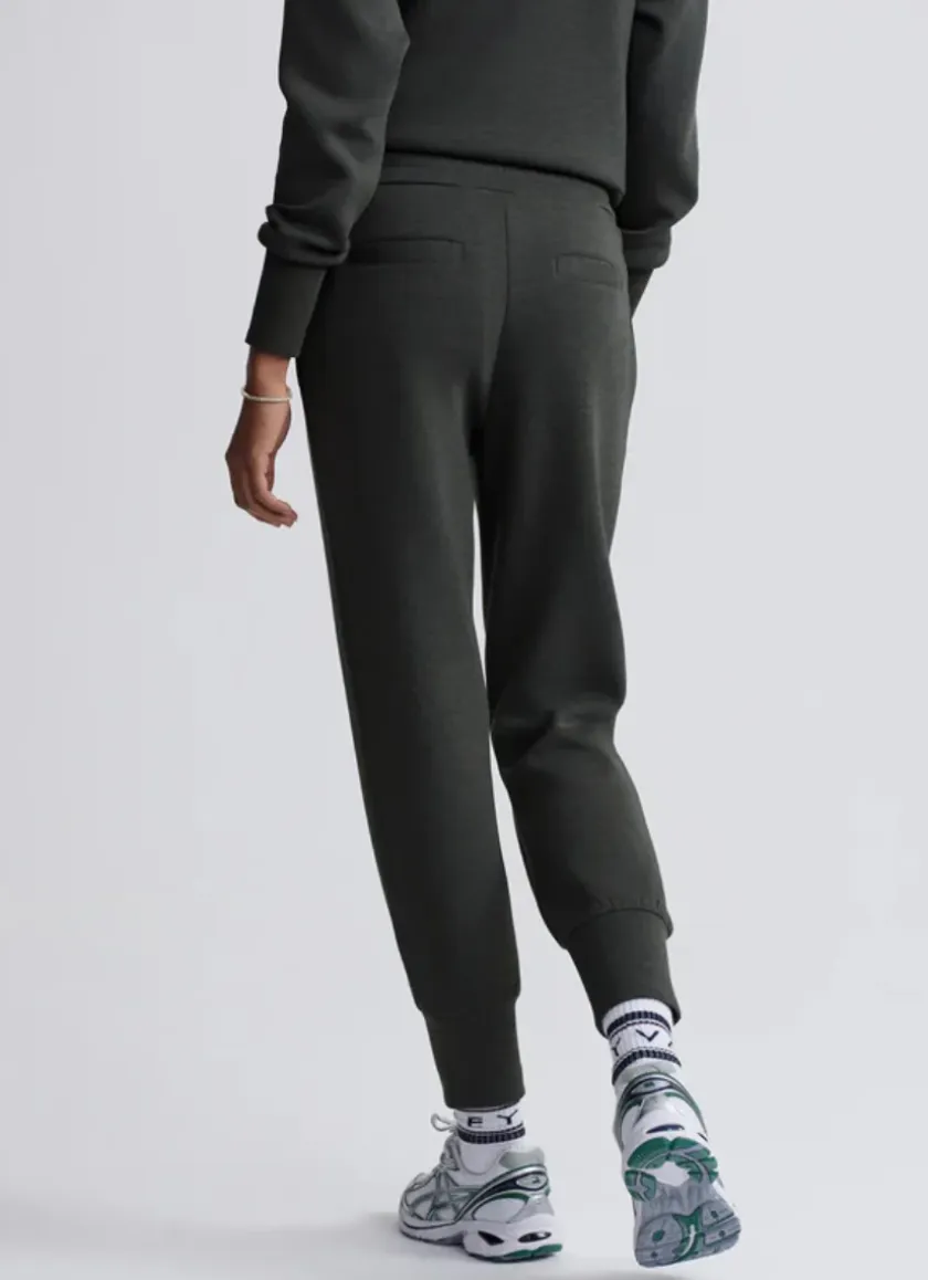 The Slim Cuff Pant 27.5”