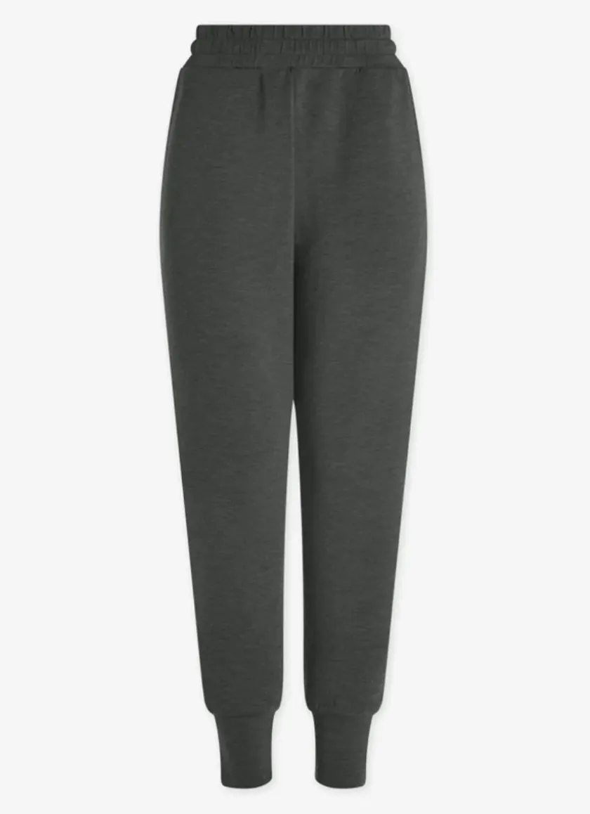 The Slim Cuff Pant 27.5”