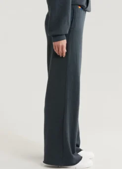 Wide Leg Women’s Pocket Sweatpants