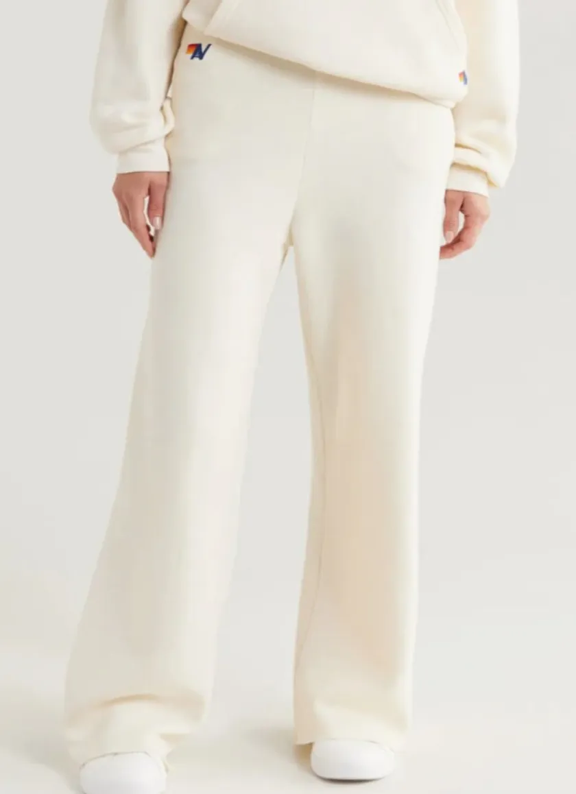 Wide Leg Women’s Pocket Sweatpants